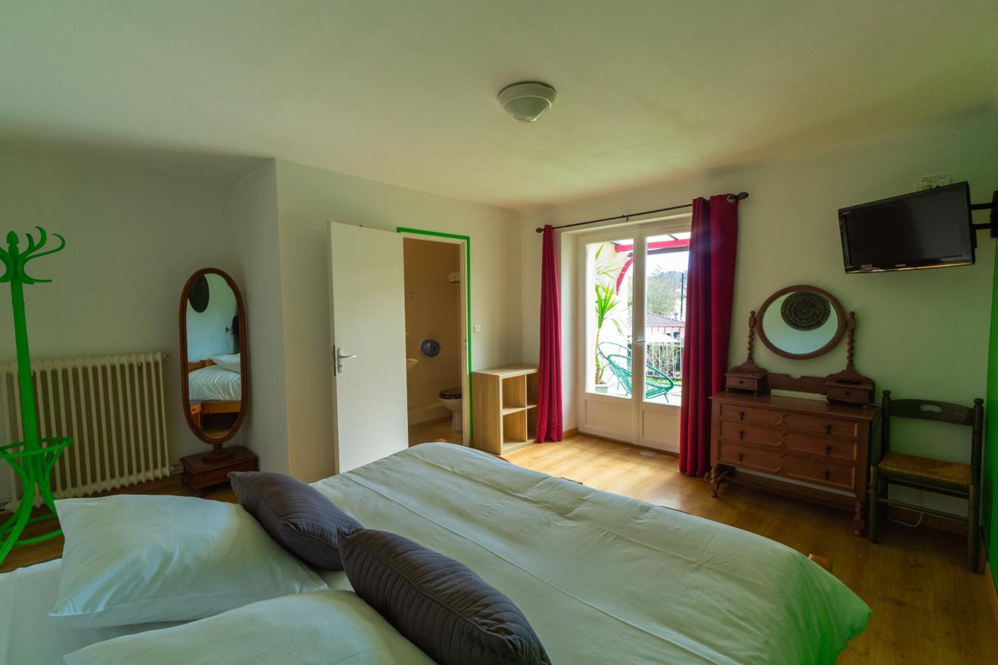 Hotel La Barguelonne Montcuq Εξωτερικό φωτογραφία